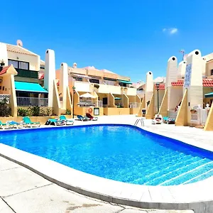 https://mareverde-blue-studio-tenerife.adeje-hotels.com